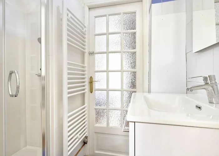 : T4 Avec Terrasse Et Parking A 400m De La ! - Fr-1-433-128 * Arcachon